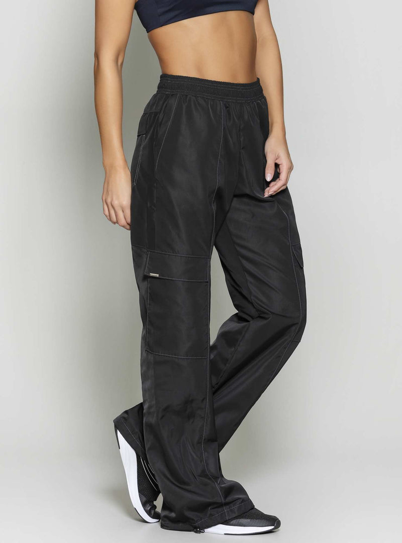 CALÇA WIDE LEG TWILL PRETO M