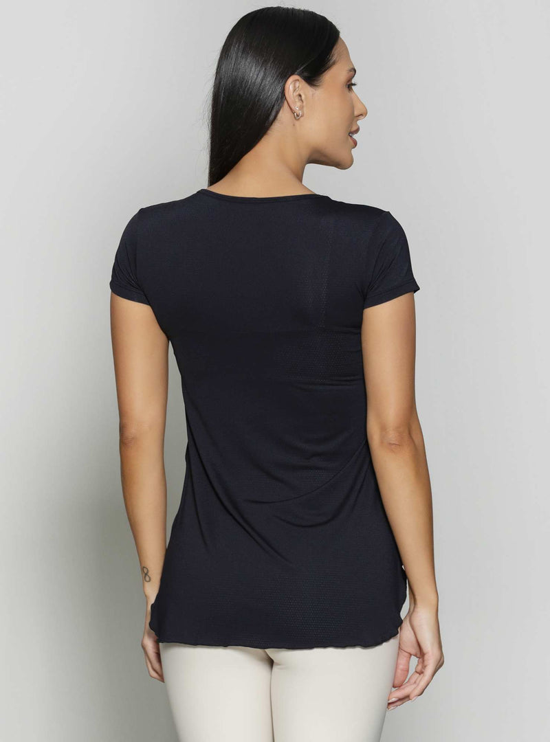 BLUSA ALONGADA NEW TRIP PRETO P